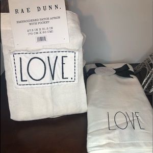 RAE DUNN APRON AND KITCHEN TOWEL SET
